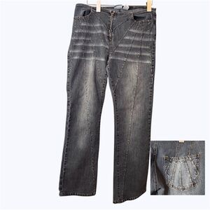 Carolina Blues Y2K VTG V-Seam Flare Jeans - Sunburst Pockets. Mid Rise. Size 10